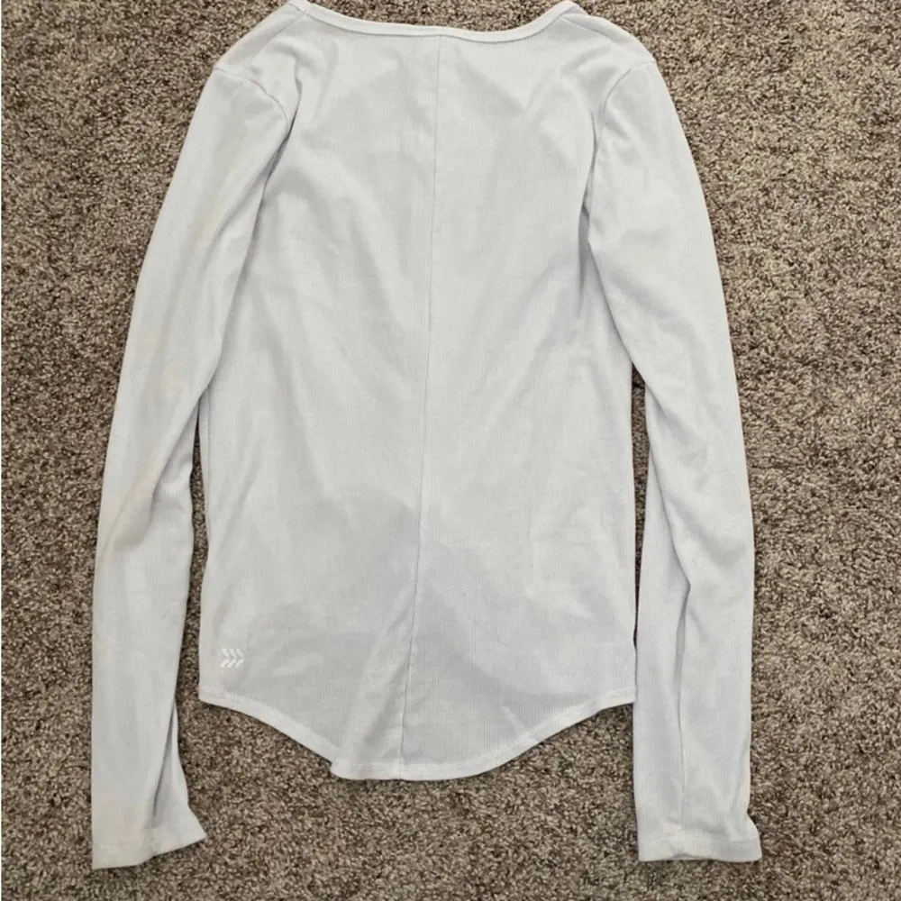 All in motion athletic top - Image 2