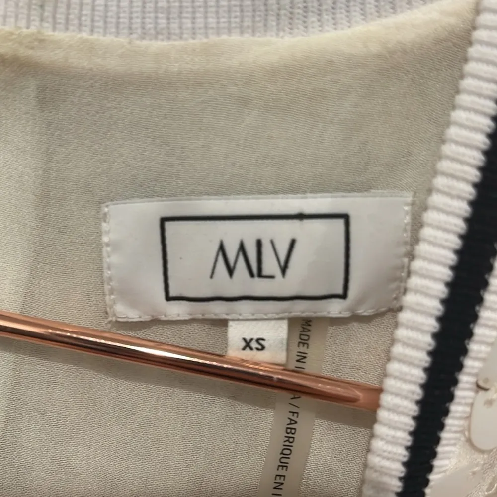 MLV Rizo sparkly dress. - Image 10