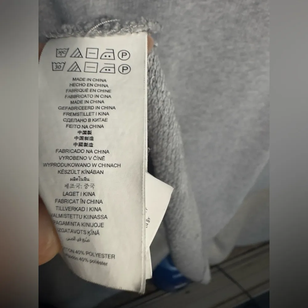 MICHAEL Michael Kors Hooded Sweatshirt with Rhinestone MK logo. Size Medium - Image 7