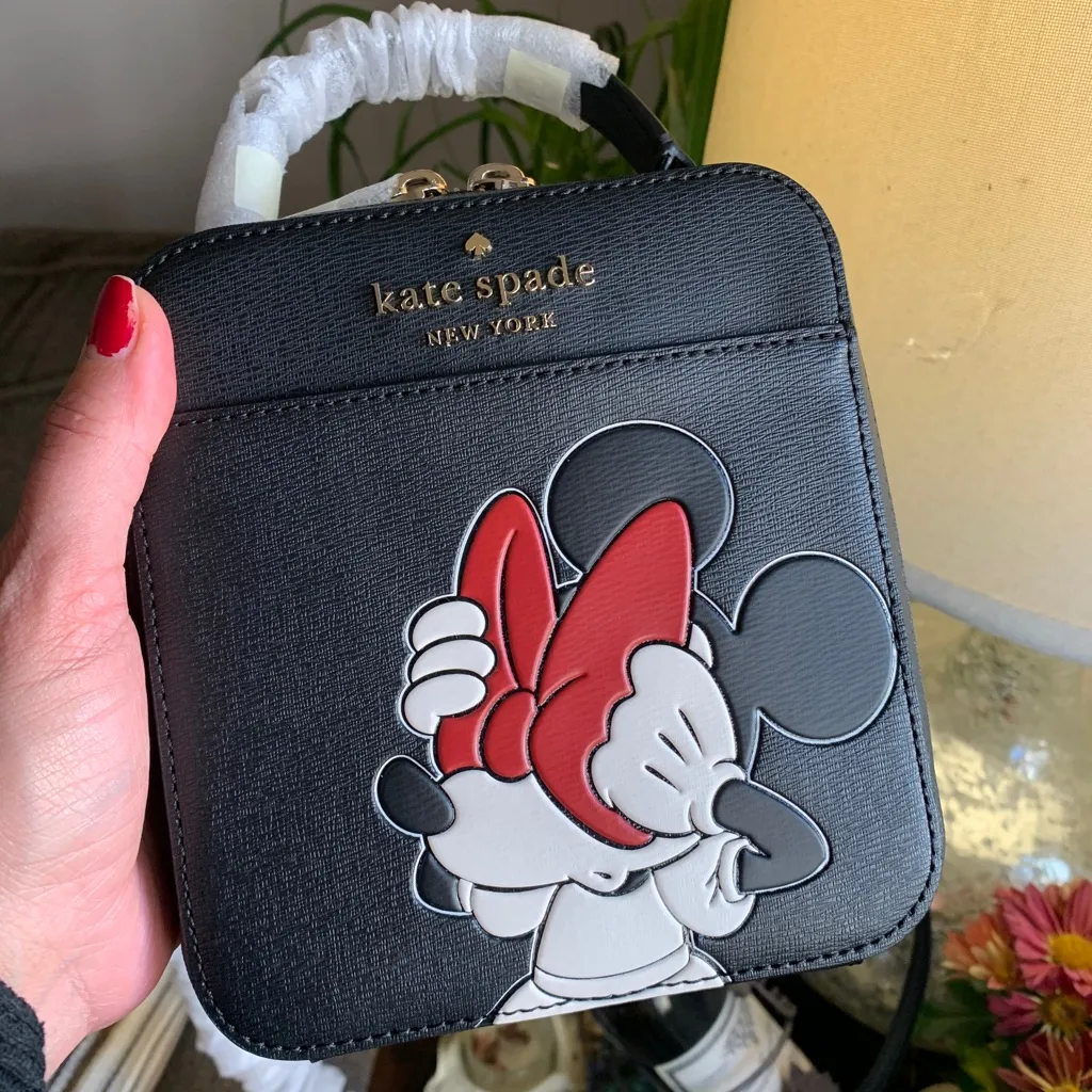 Authentic KATE SPADE leather Minnie Mouse Disney X zip around Crosby/Satchel - Image 5