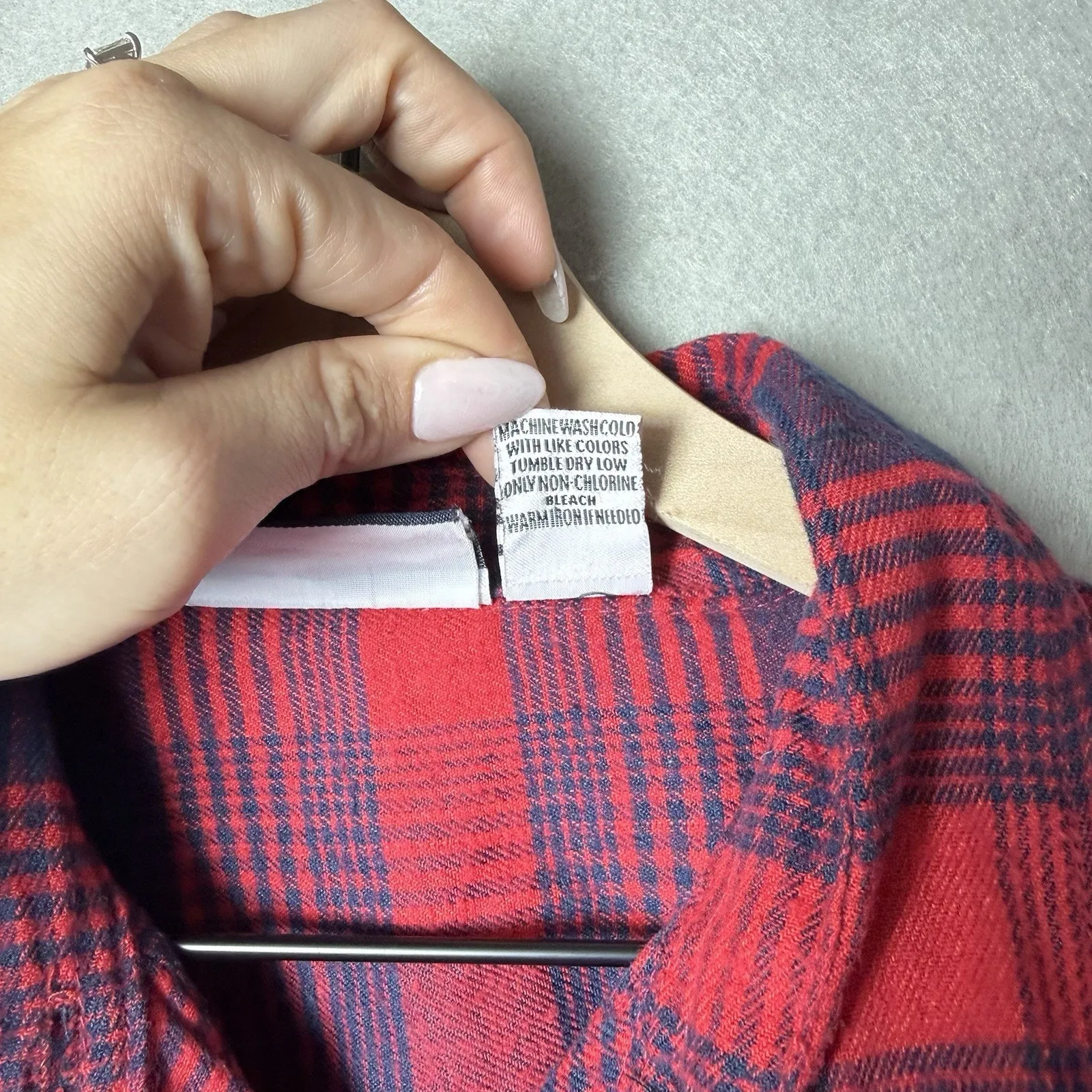 Speculation Plaid Flannel Button Up Red And Blue Cotton Blend Womens Size L Size L - Image 4