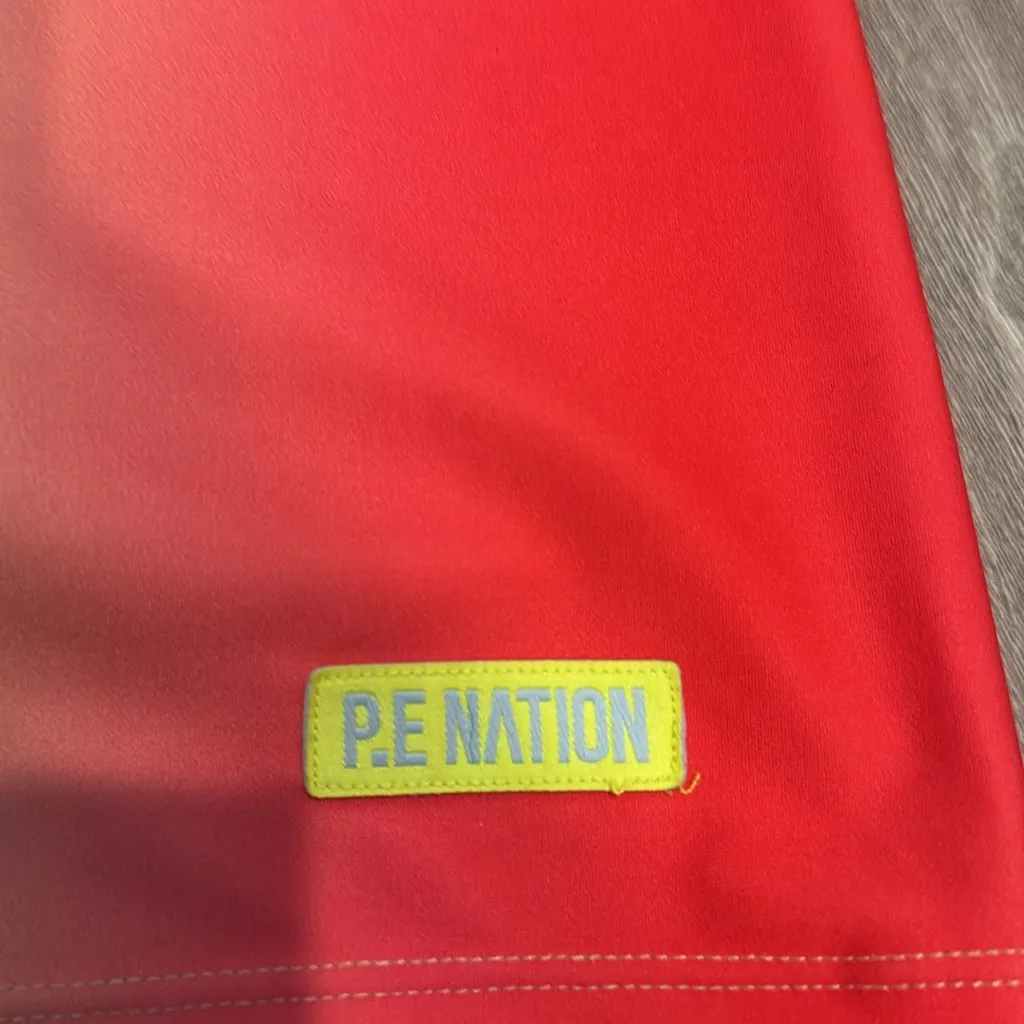 P.E NATION Momentum dégradé stretch bike athletic shorts size small Black - Image 5