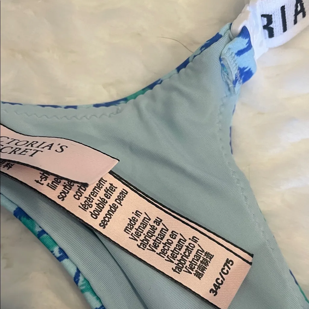 Blue heart design Print Bra Victoria’s Secret 34c - Image 2