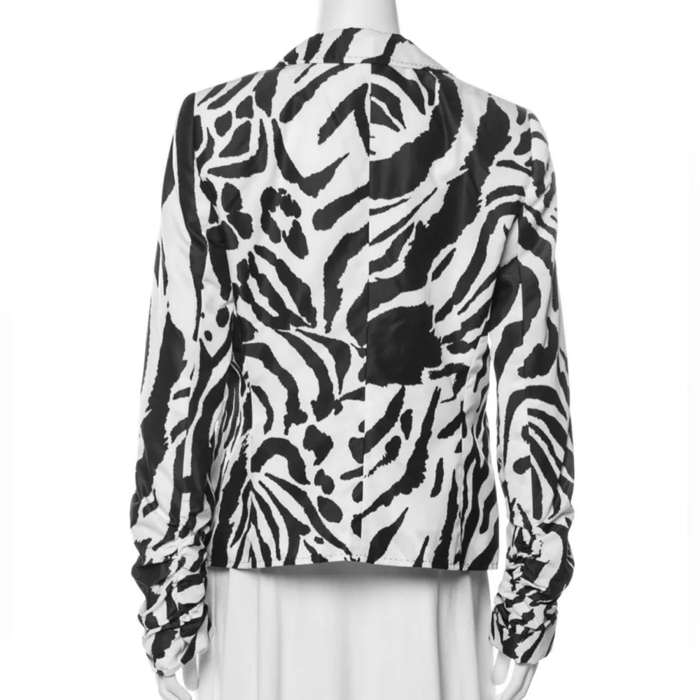ESCADA Zebra Print Blazer Cropped Jacket Animal Print Black White Stripe 40 US L Multiple Size L - Image 2