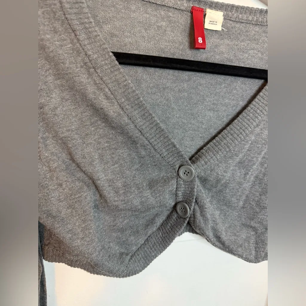 H&M Divided Gray Y2K Cropped Cardigan - Image 6
