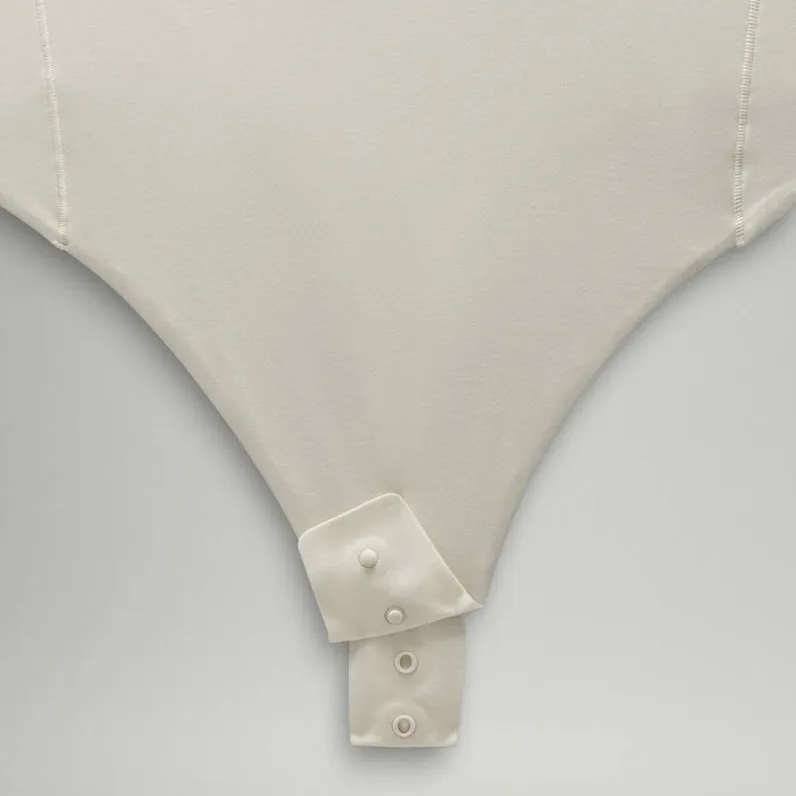 Lululemon WunderMost Ultra-Soft Nulu Square-Neck Sleeveless Bodysuit Bone Small - Image 7