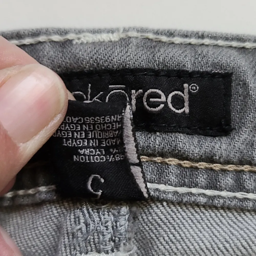 Ecko red cropped jeans size 5 - Image 5