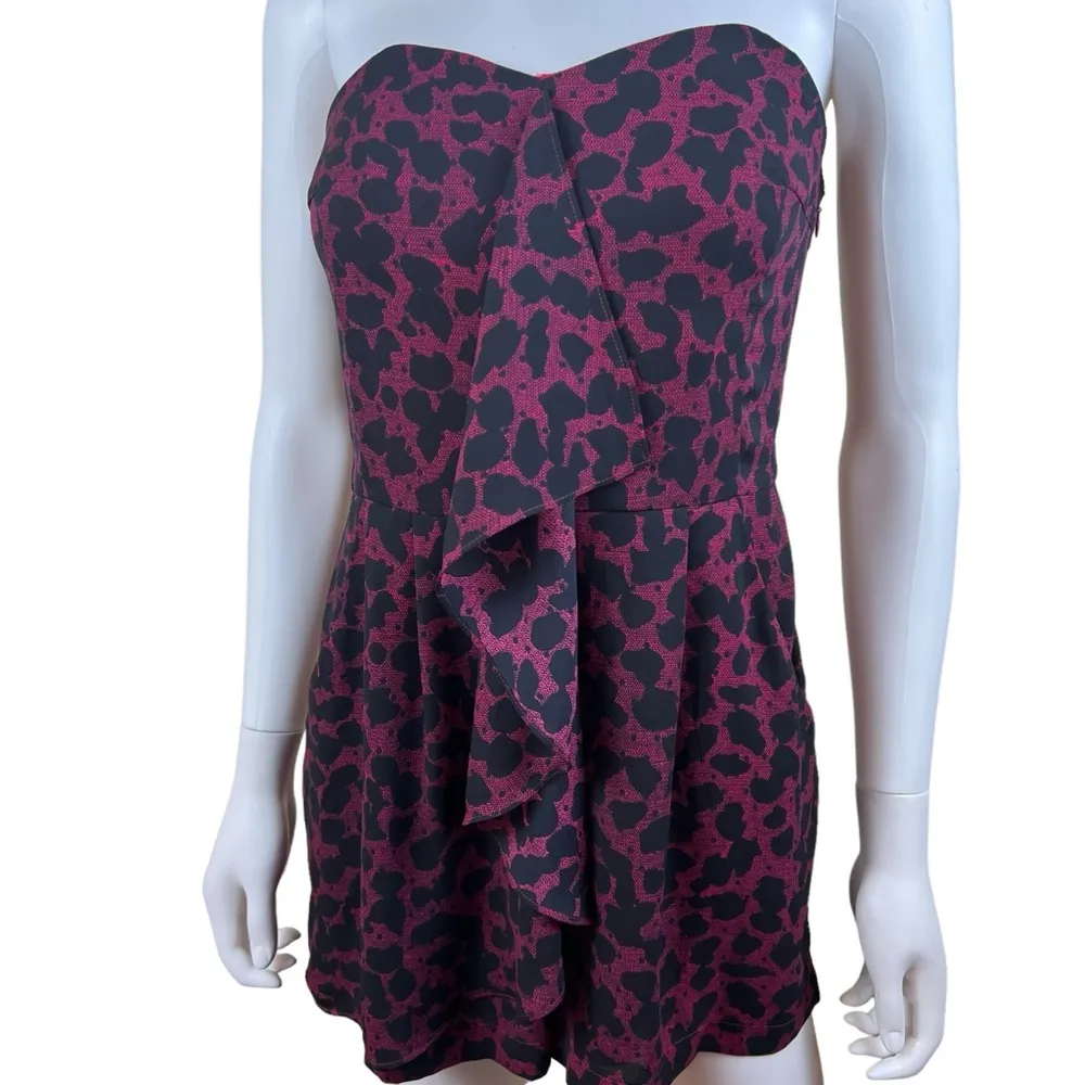 Express Strapless Romper - Image 3