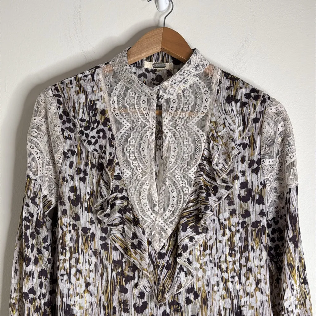 Gimmicks Women’s Animal Print Mock Neck Ruffle Lace Trim Sheer Top Blouse size S Brown - Image 4