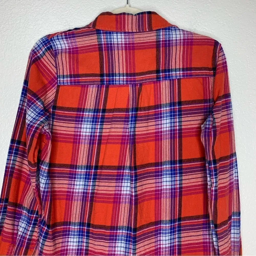 I Love H81 Los Angeles Women’s Flannel Long Sleeves Button Down Shirt - Image 5