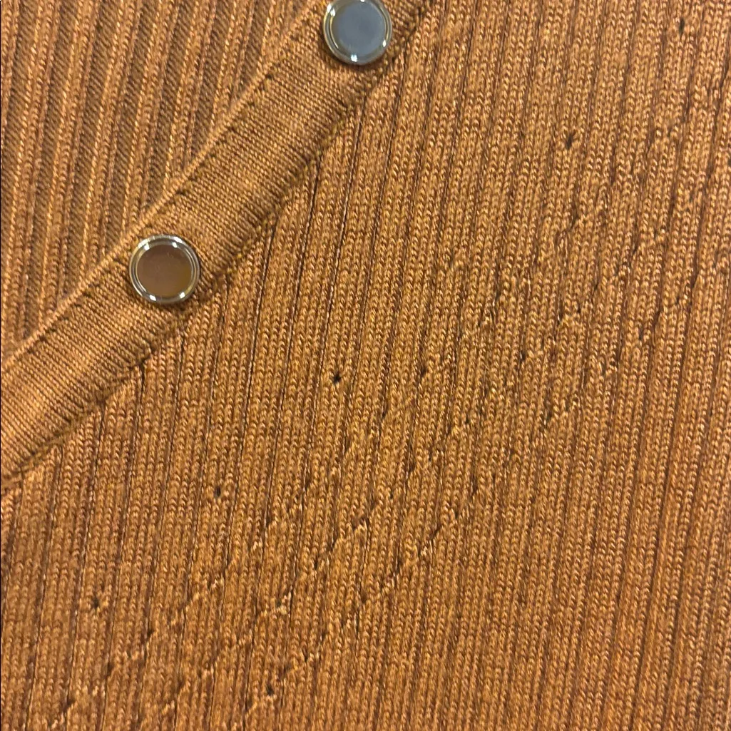 White House Black Market Copper Ribbed Long Sleeve Tight Knit Top Size Large - Image 7