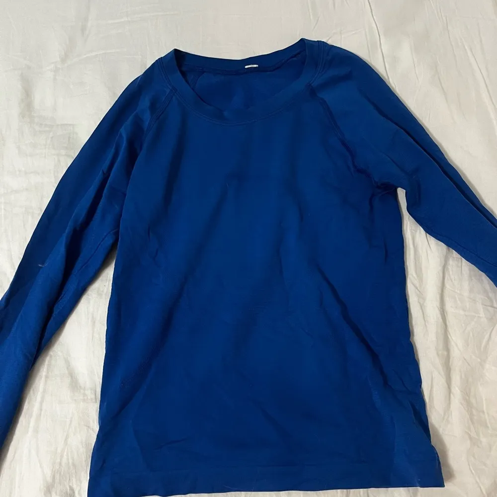 🍋Lululemon🍋 long sleeve swiftlytech race length - Image 3