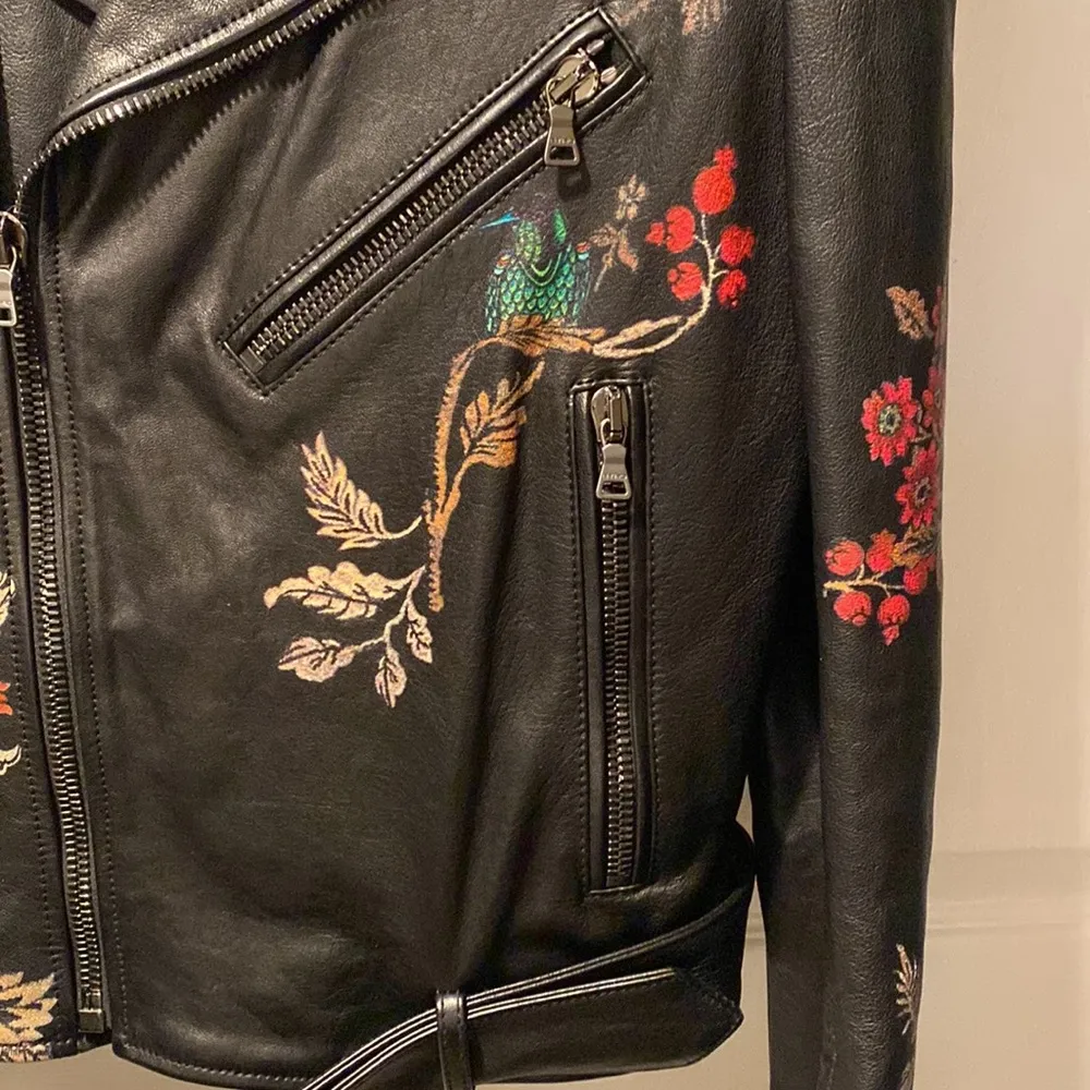 Etro Milano Tiger Print Embroidered Black Leather Motorcycle Jacket size 40 - Image 5