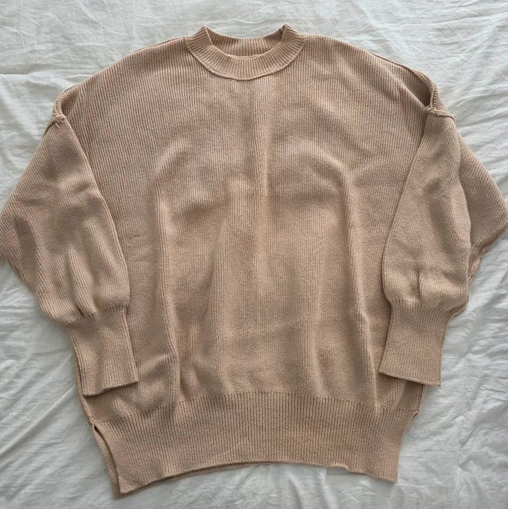 Abercrombie Knit Caramel Sweater L - Image 2
