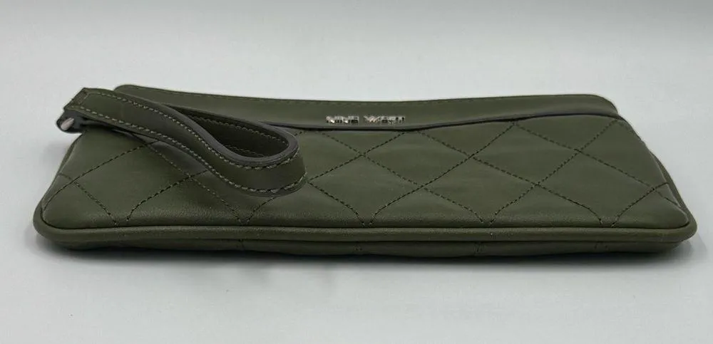 Green Quilted Nine West Wristlet Wallet Pouch - Image 3