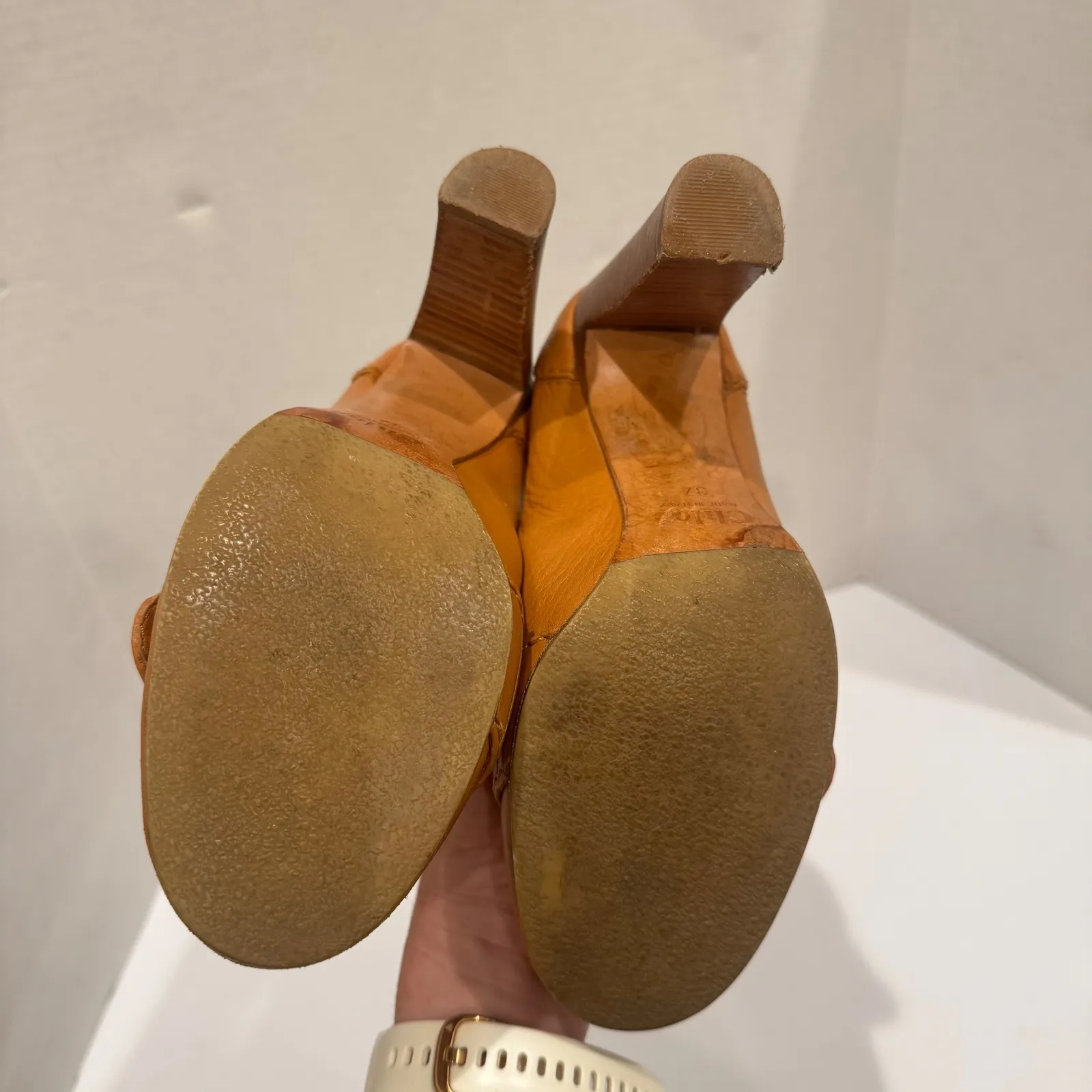 Chloe Women Tan Leather Block Heel Loafer Pumps Buckle Size 37 Preppy Schoolgirl - Image 9