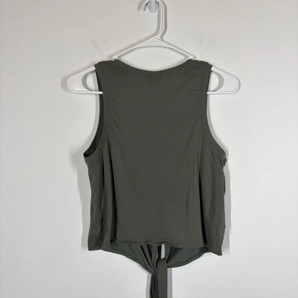 Lululemon Time to Restore Tank Size 6 - Image 4