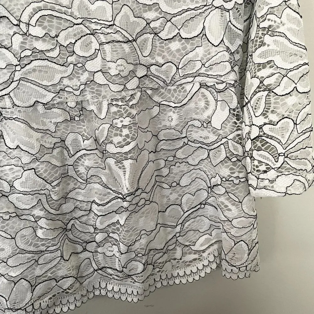 Floral white and black long sleeved shirt blouse comfortable crewneck light - Image 6