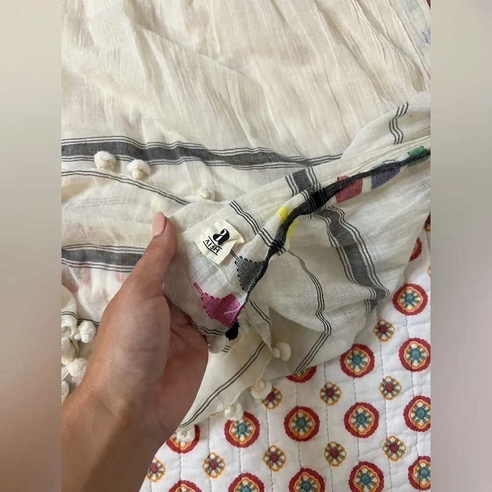 Boho Aish Tassel Scarf White - Image 2