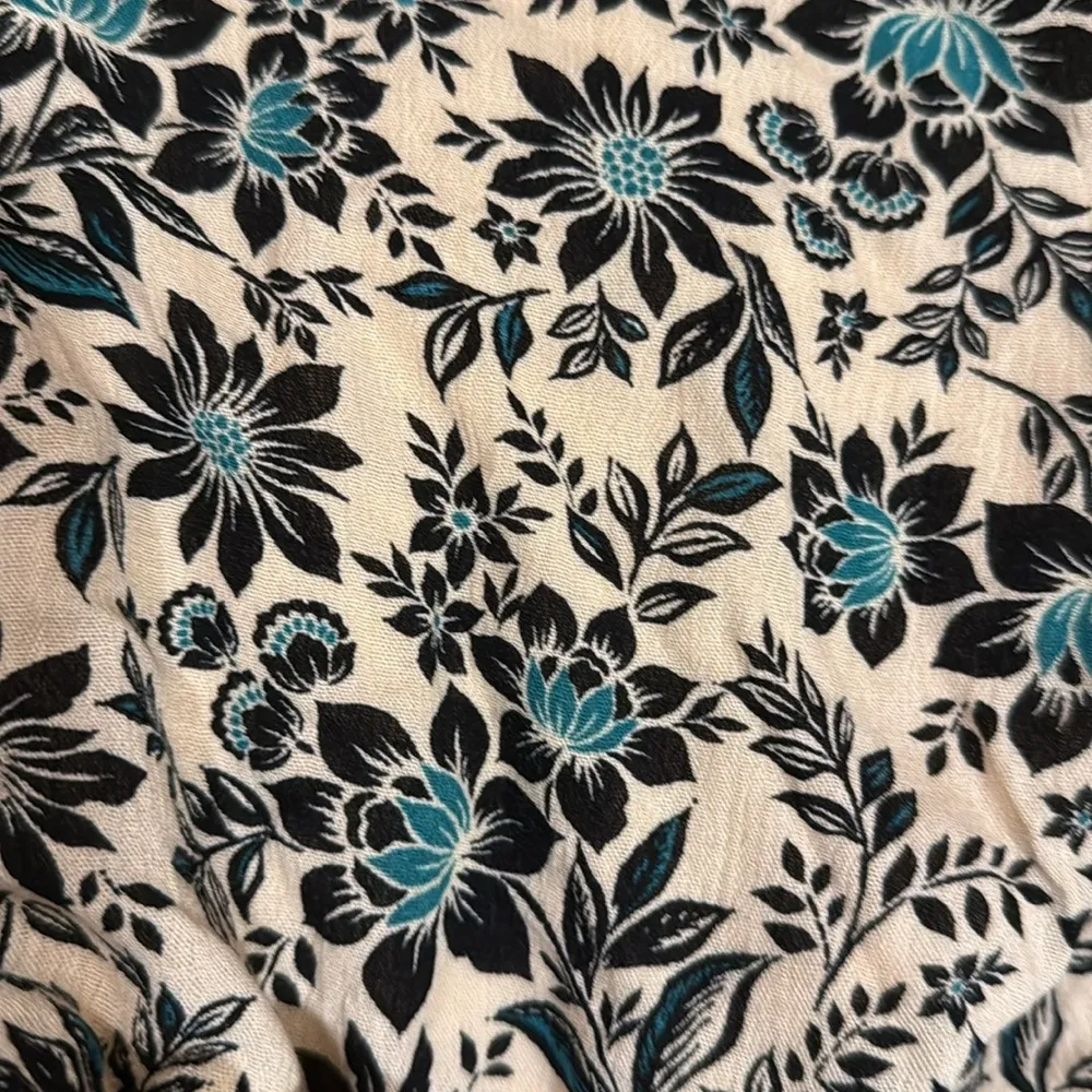 Torrid Black and Teal Floral dress - Image 5