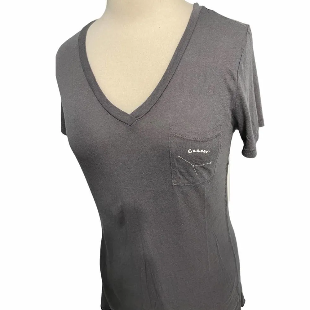 Women's Michelle By Comune Tee‎ Shirt Cancer Gray Medium Astrology Horoscope Top - Image 6
