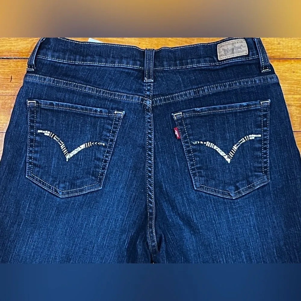 Levi's The Original Jeans Perfectly Slimming 512 Jeans Dark Blue Wash Size 10 - Image 2