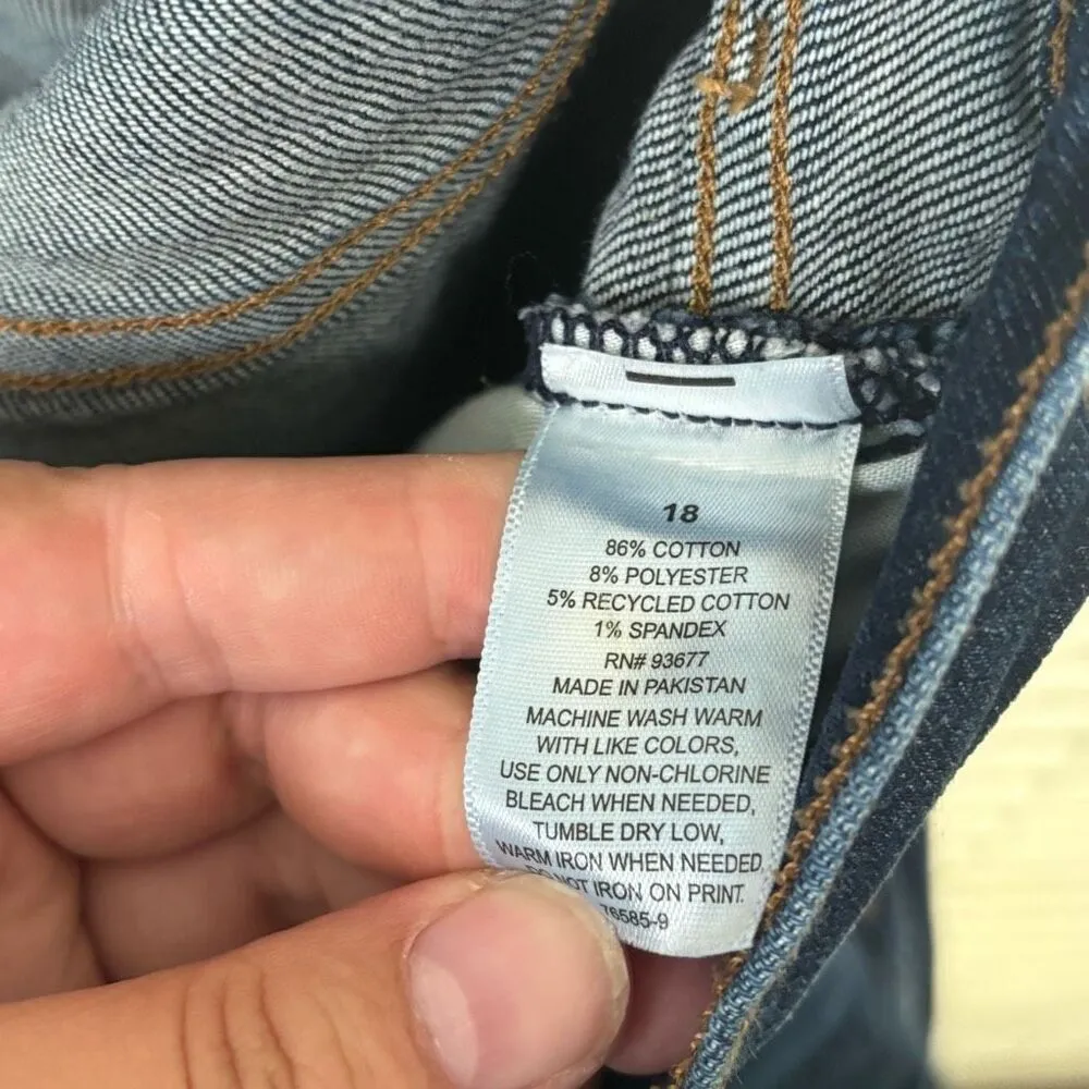 Ana a new approach high rise midi denim jean shorts‎ size 18 - Image 5