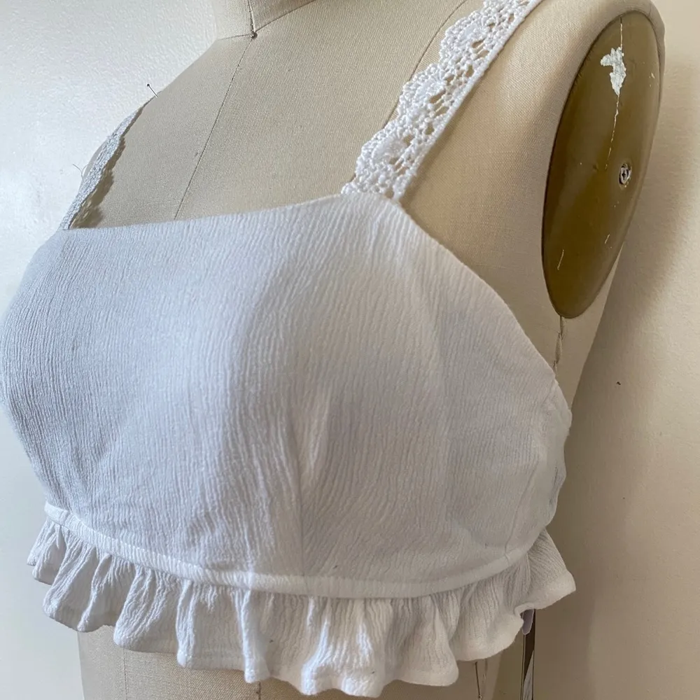 LF  Stores White cropped top - Image 5