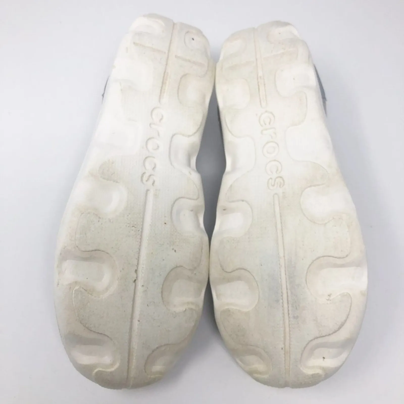 Crocs Fabric Walking Shoes Size 9 - Image 10