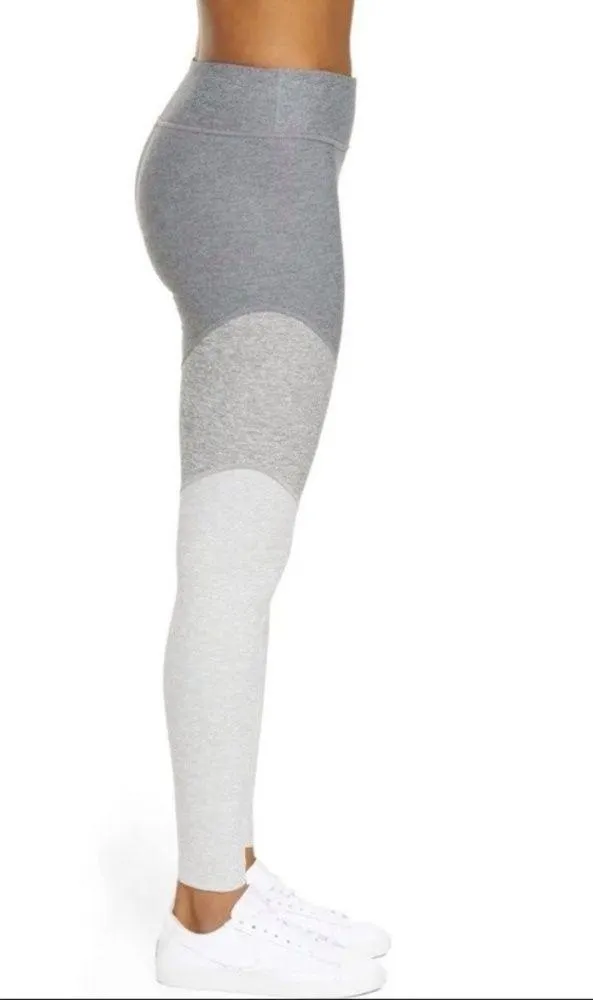 Outdoor Voices 7/8 Springs Legging Grey Size Small - Image 5