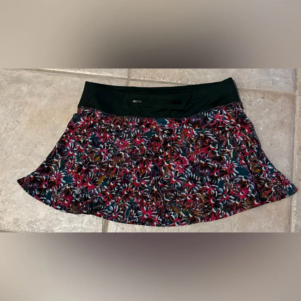 Lululemon Play Off the Pleats Skirt Floral Electric Multi Rare Retired  Sz10 - Image 9