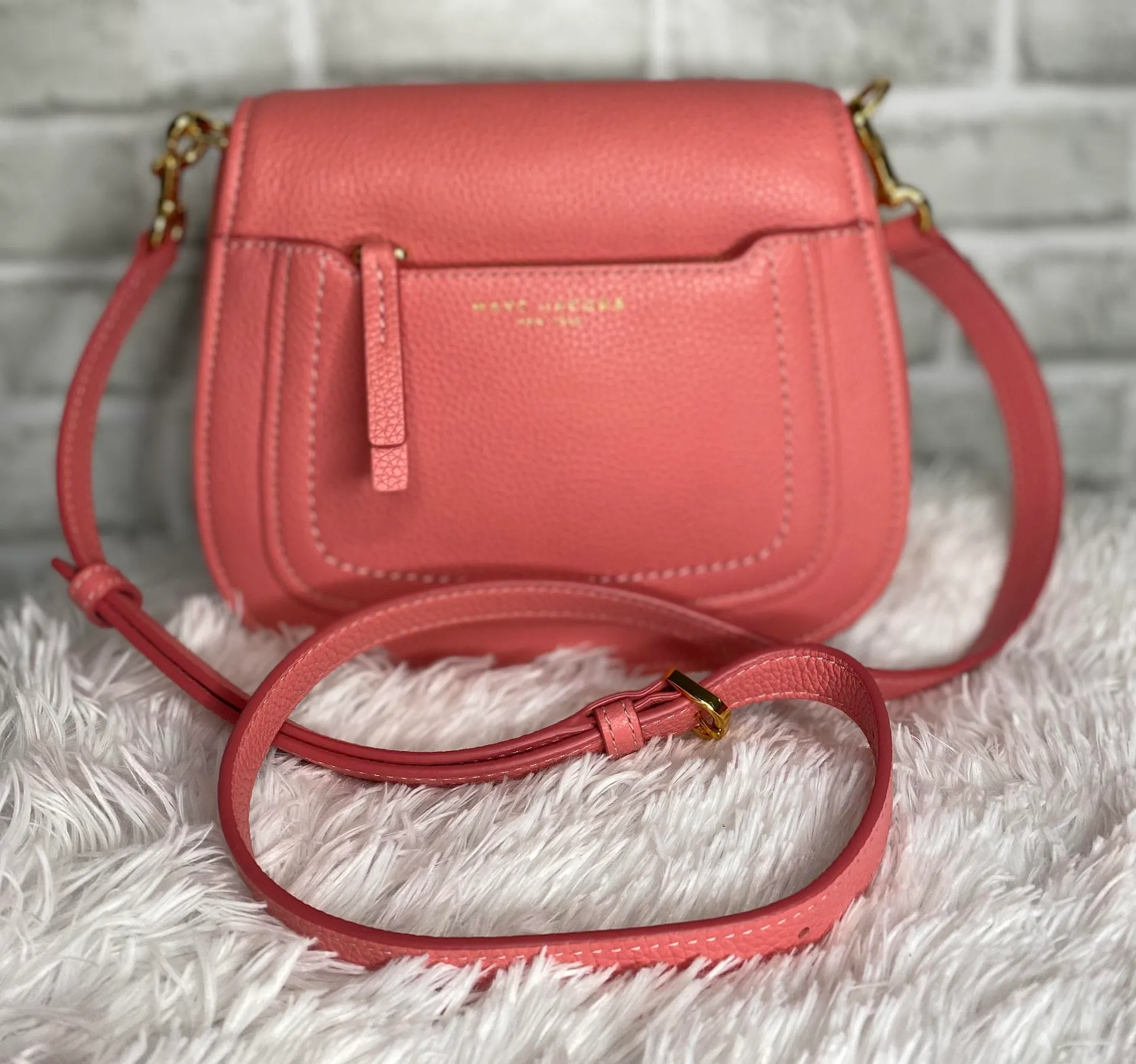 Marc Jacobs Crossbody Bag - Image 2