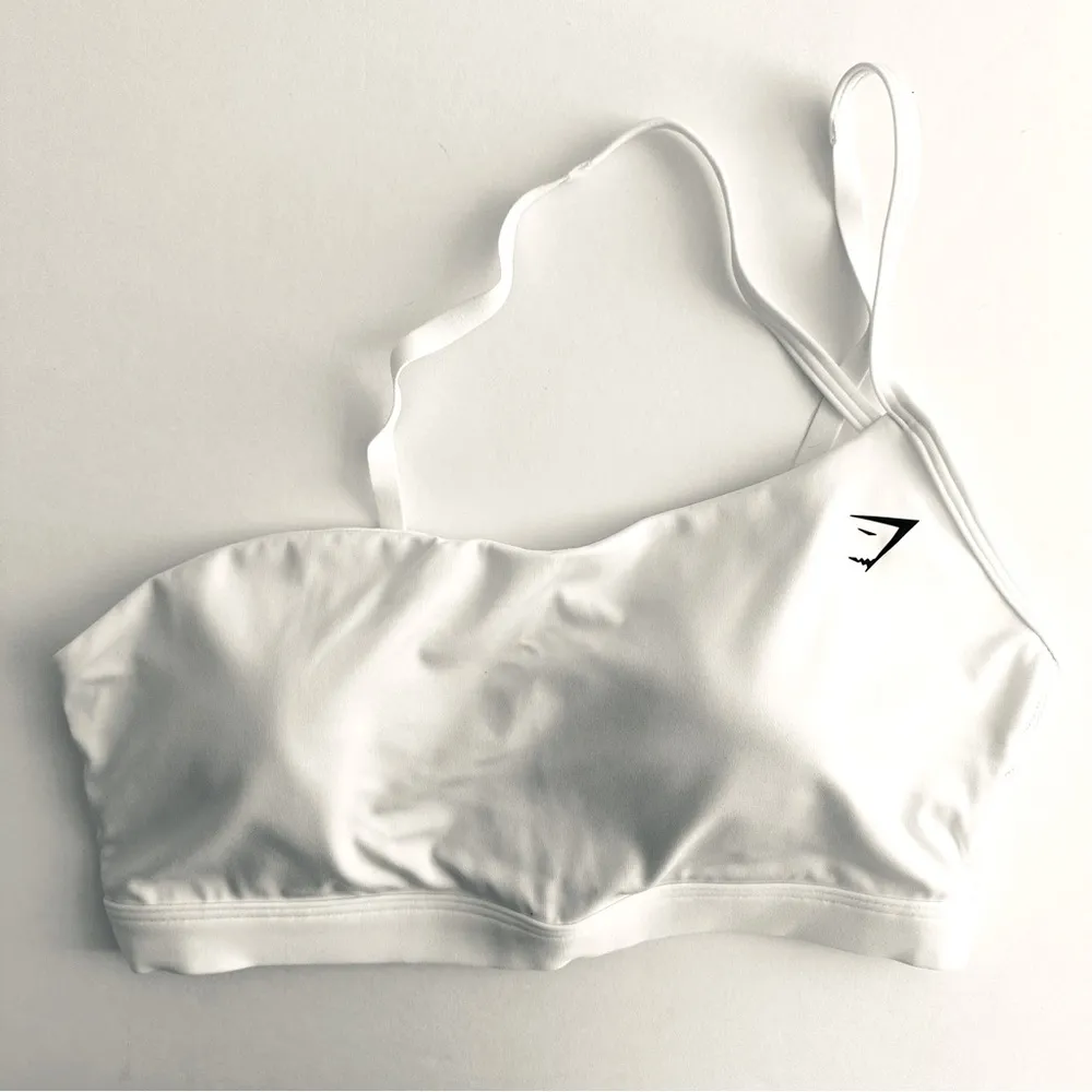 Gymshark M/M Vital Seamless 2.0 Shorts & Strap Feature Sports Bra Set - Image 4