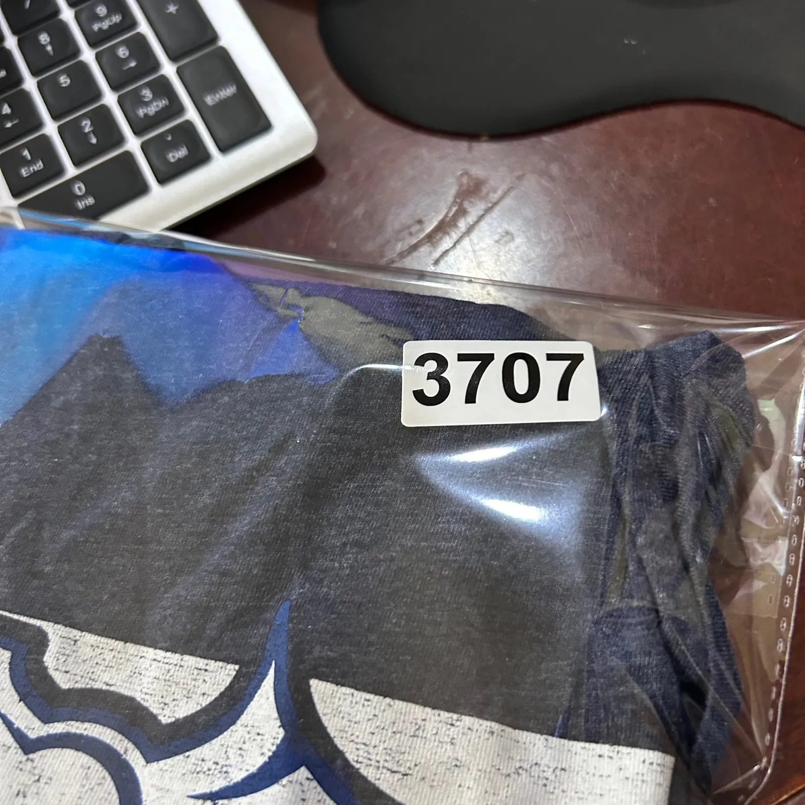 NDenver Broncos NFL Team Apparel V Neck T Shirt Womens M Gray Short Sleeve - Image 8