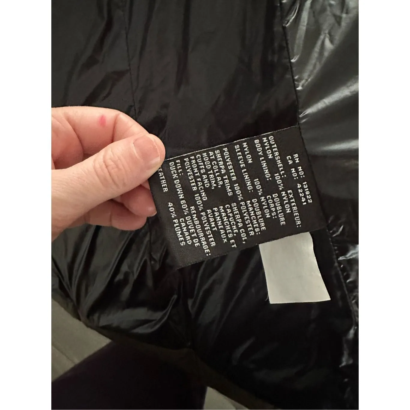 S13 New York Olive Green Sherpa Thumb Hole Puffer Jacket Size Medium - Image 7