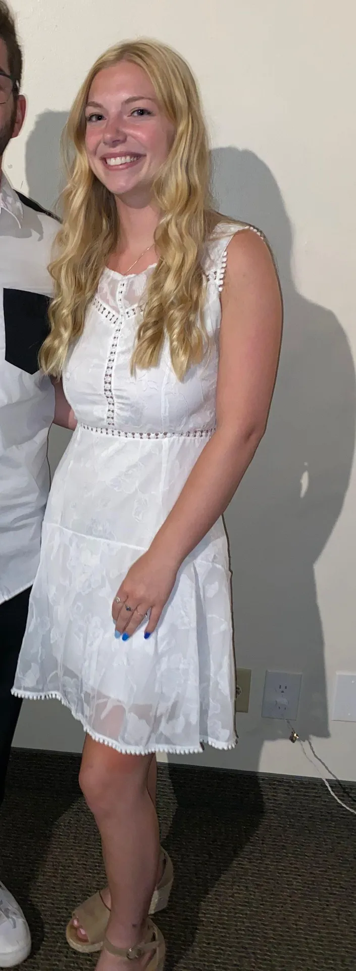 Boutique White Graduation Dress - Image 5