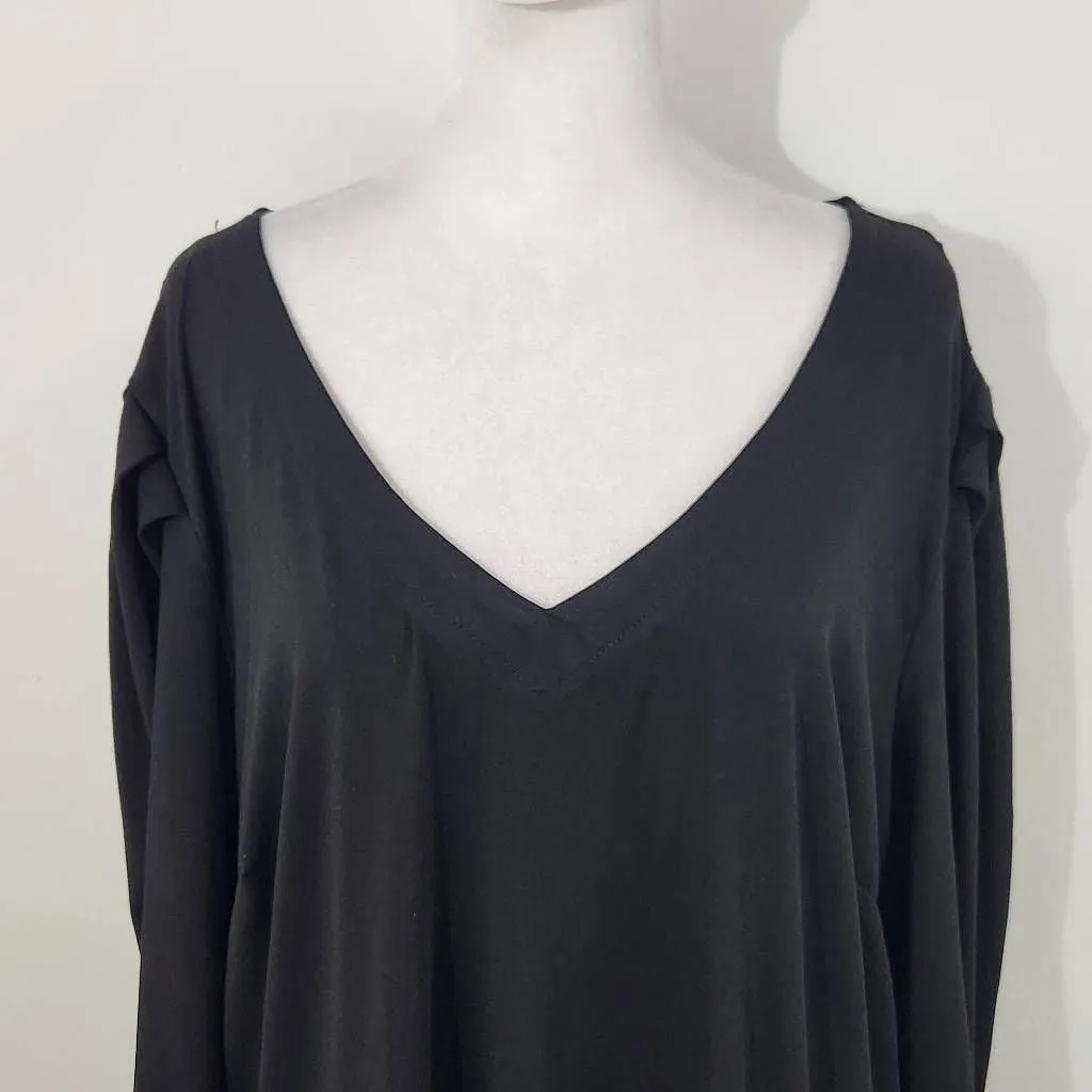 Ashley Stewart Black Blouse with Tie Sleeves and Pleated Shoulders Size 18/20 - Image 2