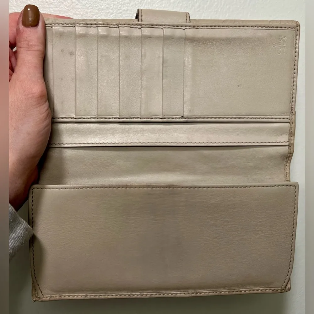 Gucci Guccissima Leather Engraved Heart Continental Wallet | Ivory - Image 9