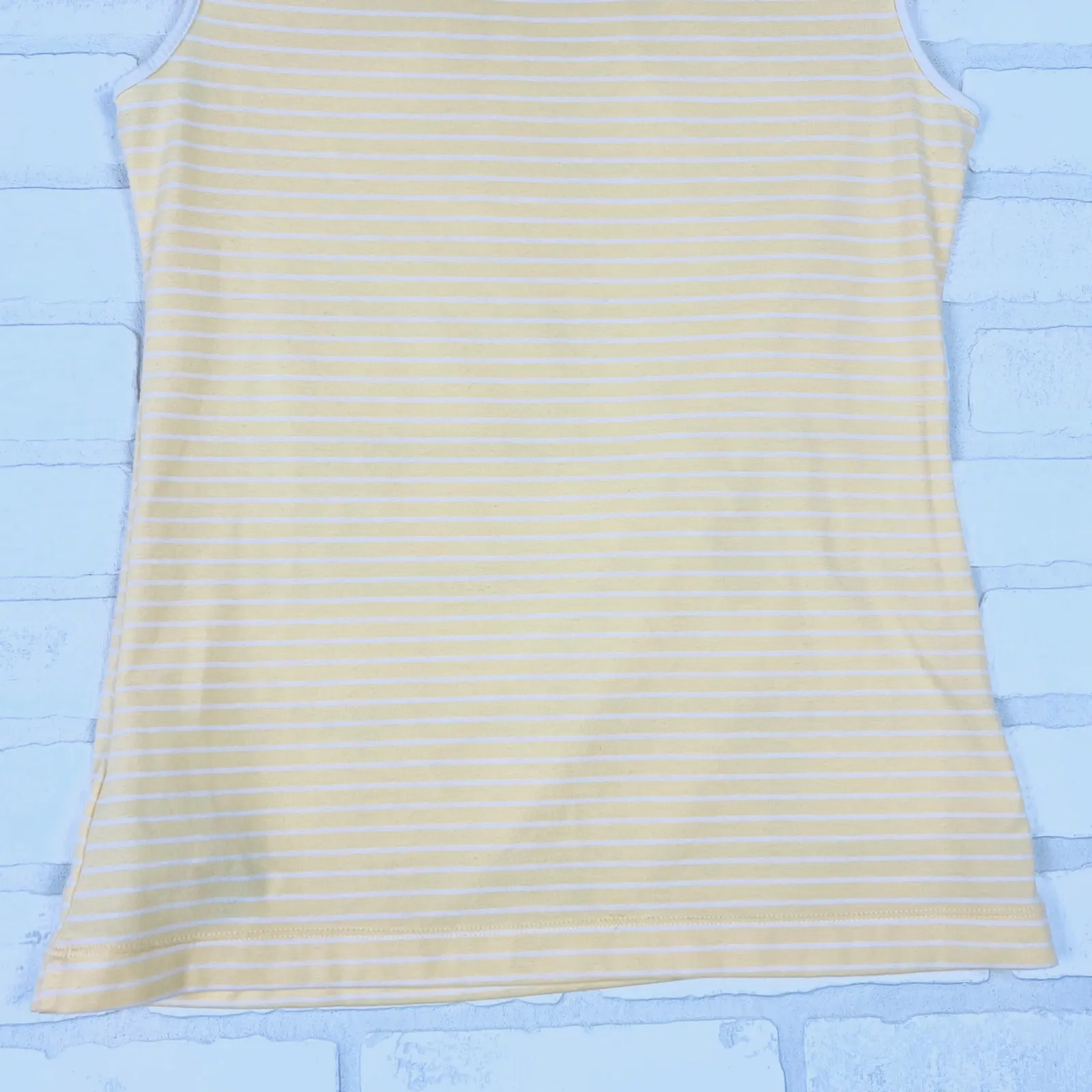 Columbia PFG Fishing Gear Omni Wick Sleeveless Top‎ Striped Yellow White Medium - Image 6