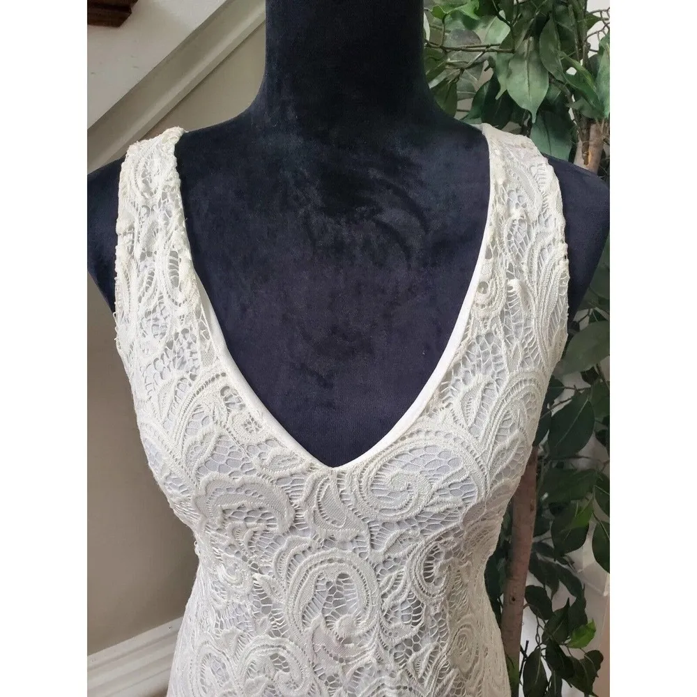 Anna Grace Women's White Nylon V-Neck Sleeveless Knee Length Dress Size Small - Image 2