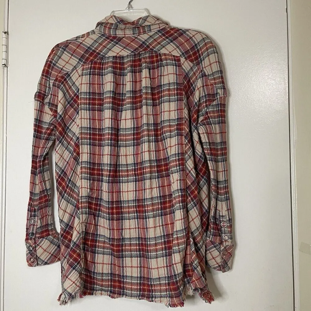 Free People Juniper Red plaid raw hem snap button front flannel shirt Small - Image 5