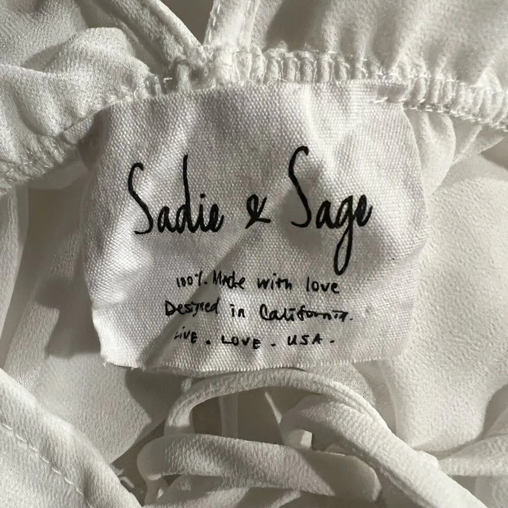 SADIE & SAGE WHITE LACE WITH BACK TIE COVER
UP/DRESS - Image 9
