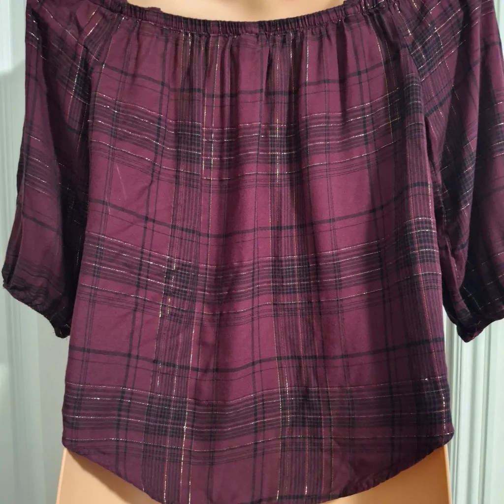 Torrid Plaid Cold Shoulder Top - Burgundy Sz 00 - Image 8