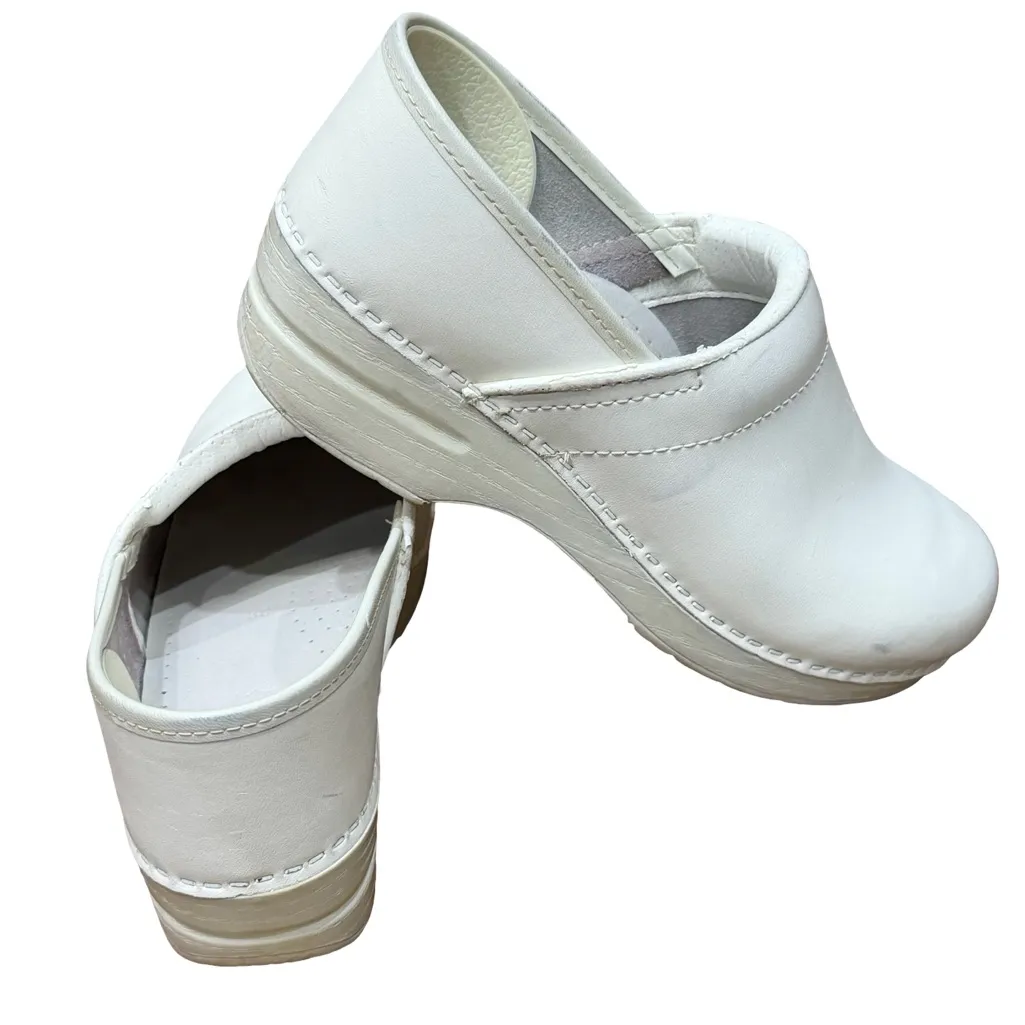 👟 Dansko Professional White Box Leather Clogs – EU 39 / Women’s 8.5–9 - Image 12