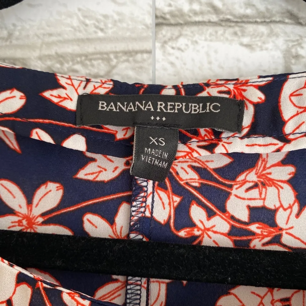 Banana Republic Sheer Floral Print Blouse XS - Image 4