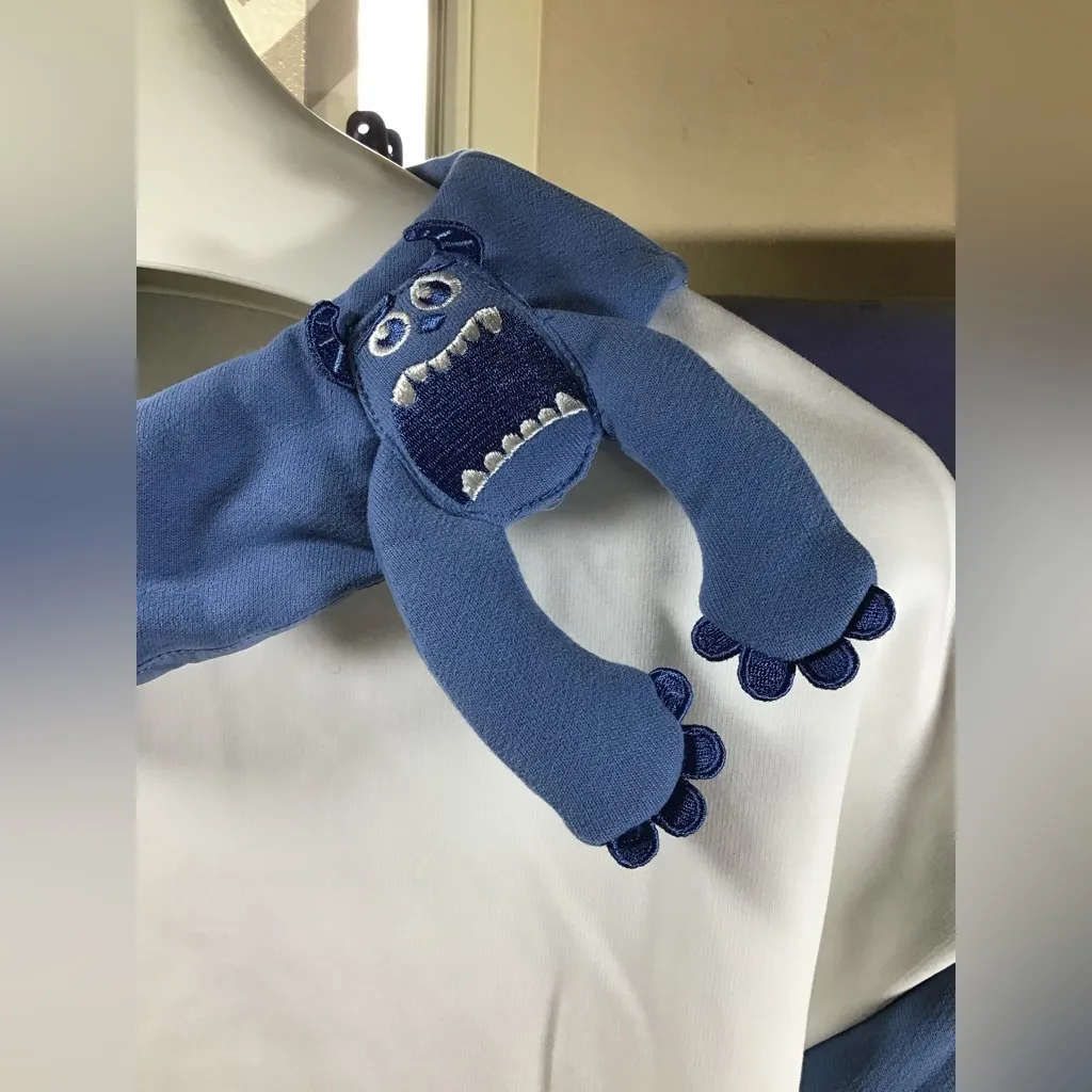 Disney china monster inc Sulley size large long sleeve sweater -NWT - Image 2