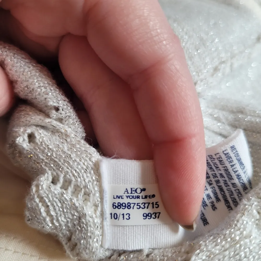 American Eagle Cream and Silver Sweater Dress - Image 10