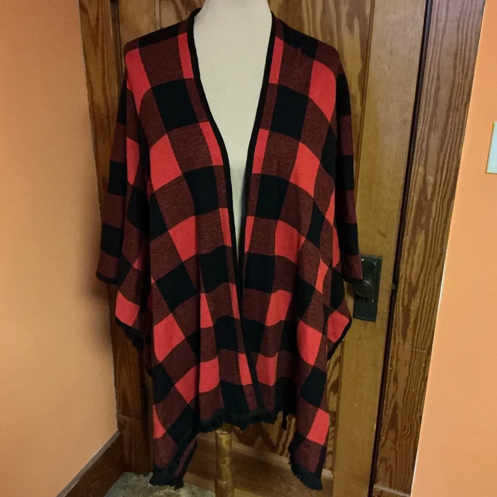 Kensie Red Black Buffalo Plaid Open Front Poncho Wrap One Size NWT - Image 5