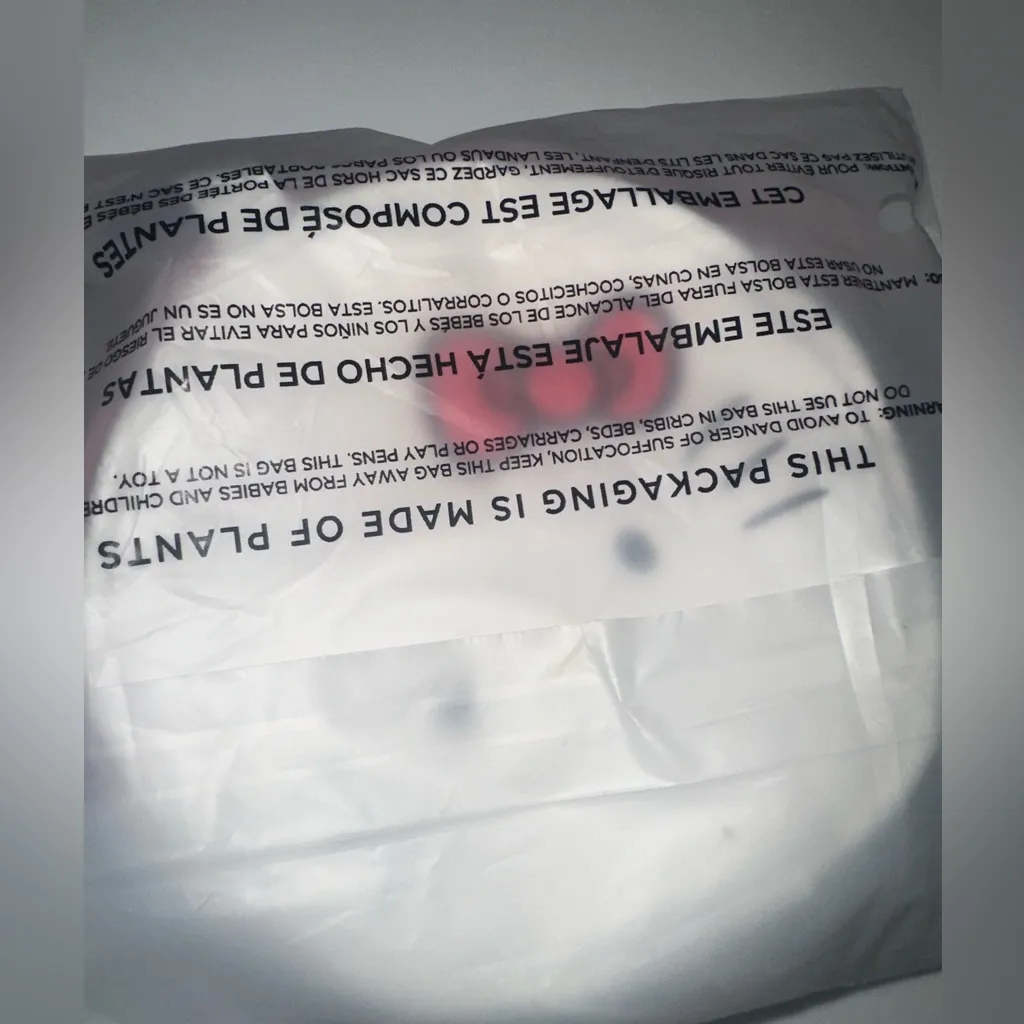 Aloha Collection x Hello Kitty “Kitty Face Cutie” Pouch — SOLD OUT! (NWT) - Image 2