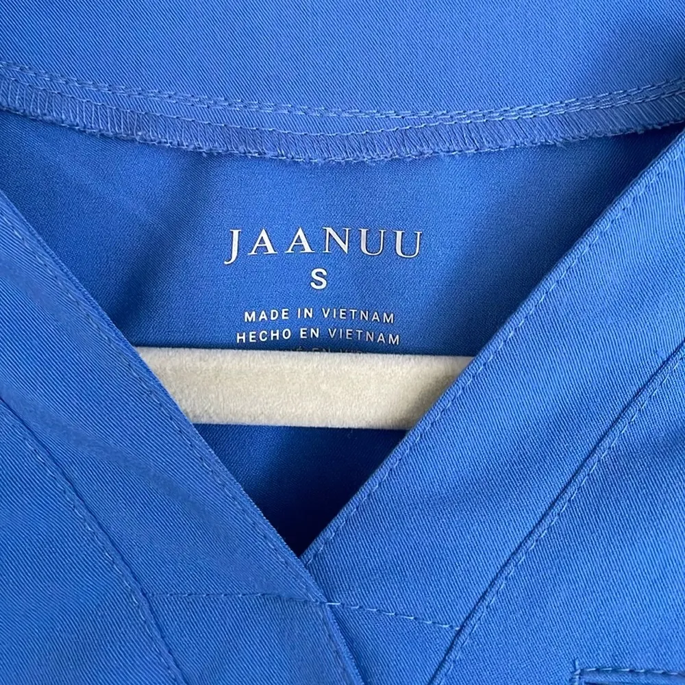 Jaanuu Scrub Top - Image 3